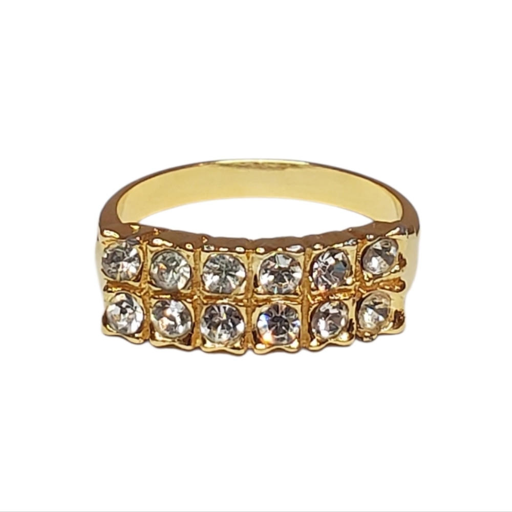 Estate Unsigned Gold-Toned & White/Clear Statement Band Costume Ring - Size 6